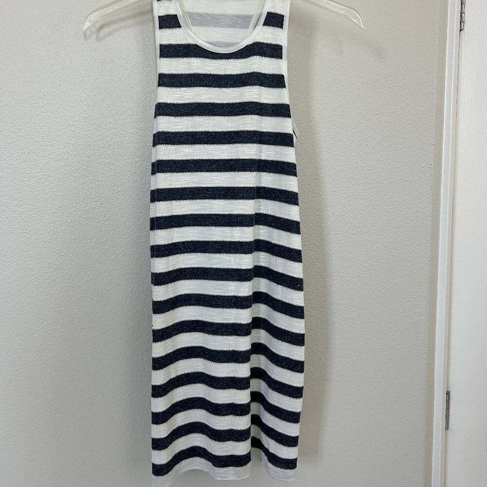 Splendid Striped Dress - Picture 3 of 8